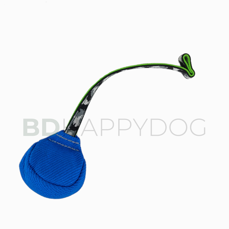 Piłka dla psa saszetka z uchwytem 10cm - materiał ringowy - granatowy 1