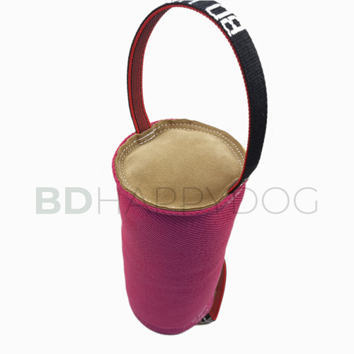 Gryzak poduszka w kształcie wałka 30x14cm - materiał ringowy - różowy 1